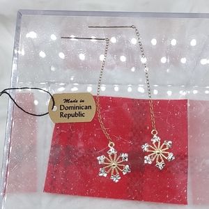 14K Gold NWOT Earrings  k96